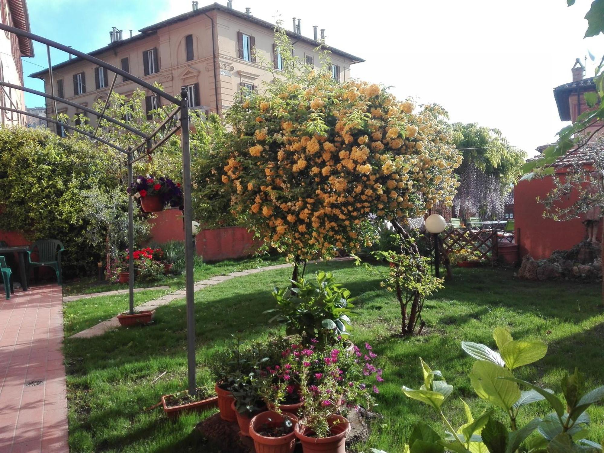 Al Giardino Di Alice Bed & Breakfast Perugia Exterior foto