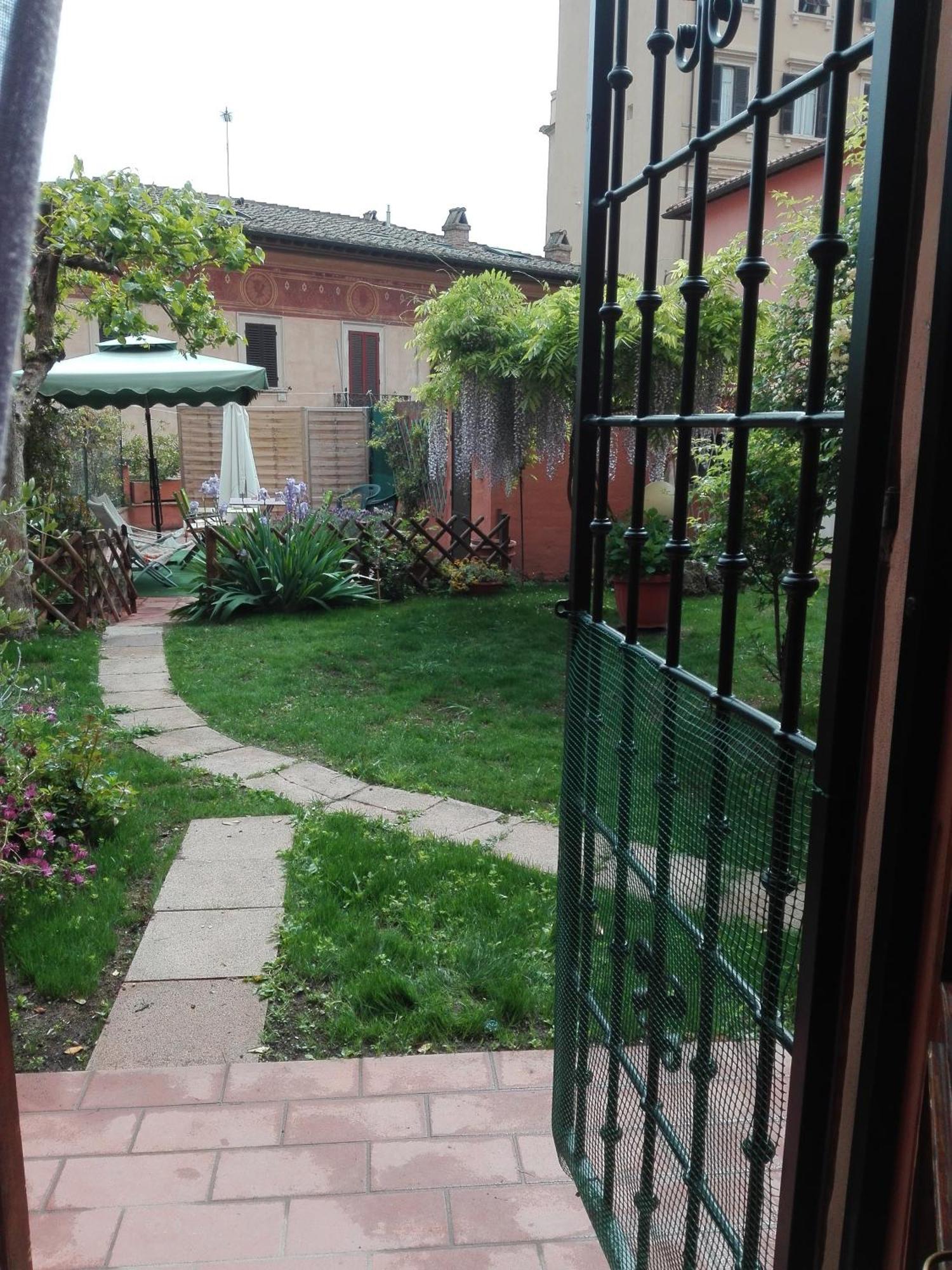 Al Giardino Di Alice Bed & Breakfast Perugia Exterior foto