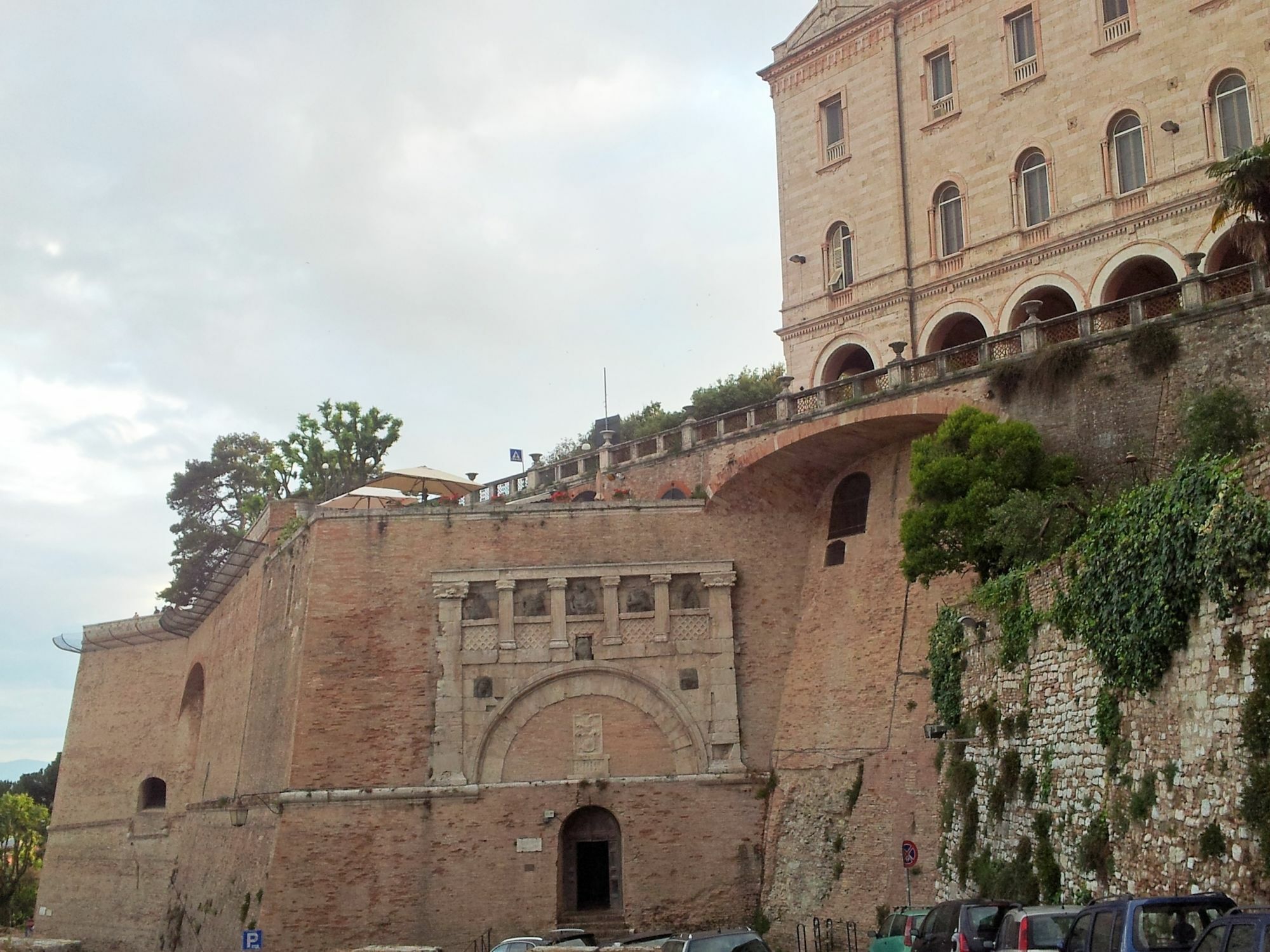 Al Giardino Di Alice Bed & Breakfast Perugia Exterior foto